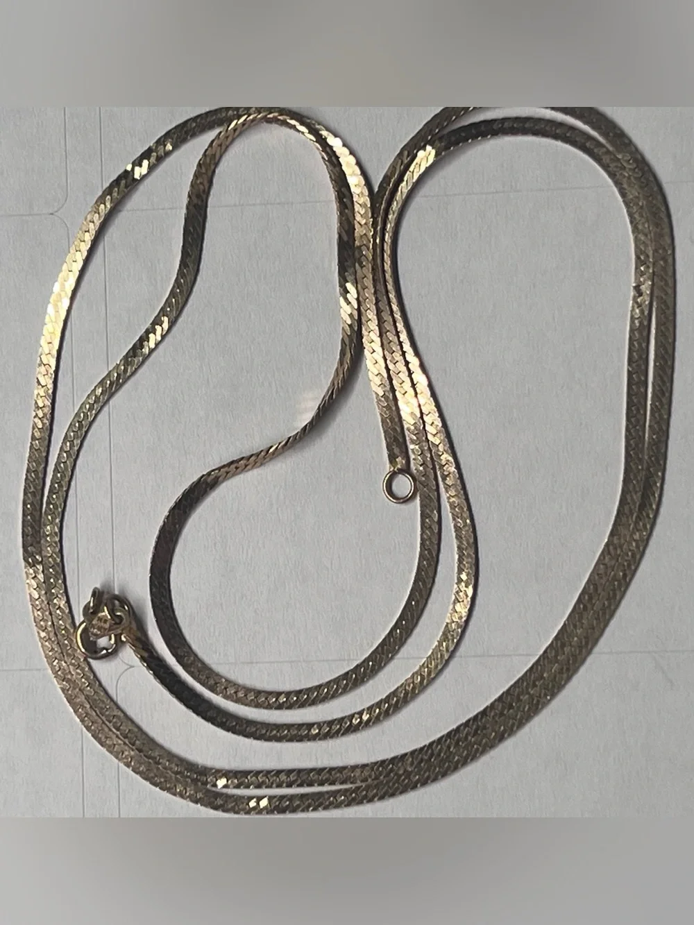 30” 14K 8.3g yellow gold ITALY chain necklace late 70s vintage HERRINGBONE flat